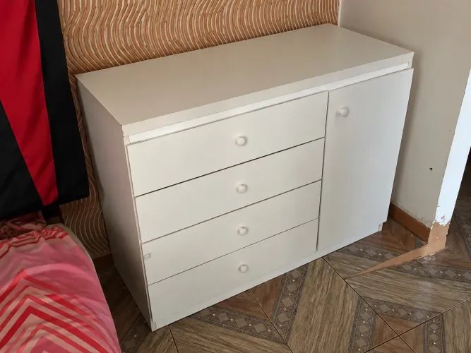 Cômoda em MDF