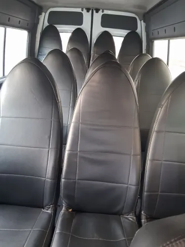 Vendo 13 bancos da Renalt Master
