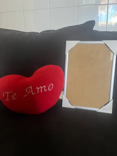  Porta-Retrato de Alumínio com Vidro - Ideal para o Dia dos Namorados! 