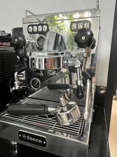 Máquina de Café Expresso Saeco SE50 220V 1 Grupo Profissional