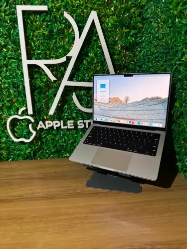 MacBook Pro M1 Pro 14 inch 16gb ram 512gb SSD