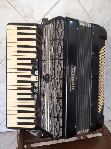 Acordeon sanfona 120 baixos