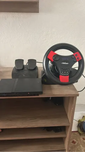 Ps2 mais voltante com pedal