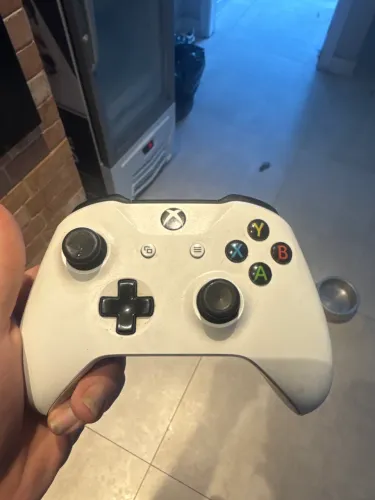 Controle Xbox one Branco original séries S/X PC