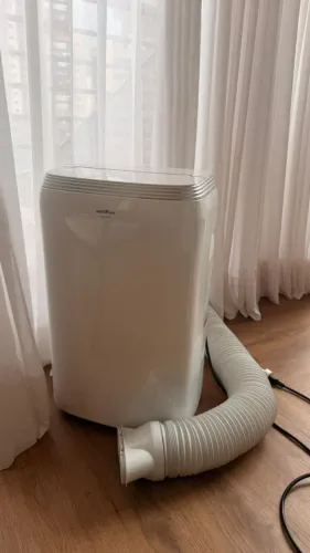 Ar Condicionado Portátil Britânia 11.000 BTUs BAC11000F3