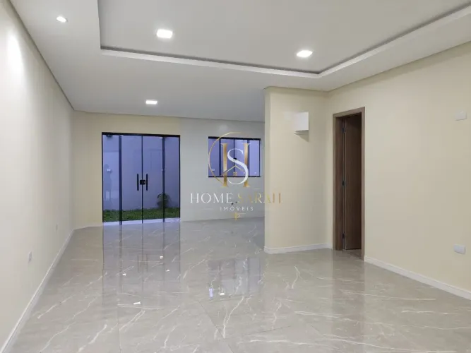 Sobrado novo à venda 105m² com 3 quartos no Bairro Alto em Curitiba