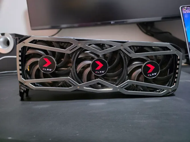 RTX 3090 24GB PNY XLR8 Gaming REVEL EPIC-X Triple Fan