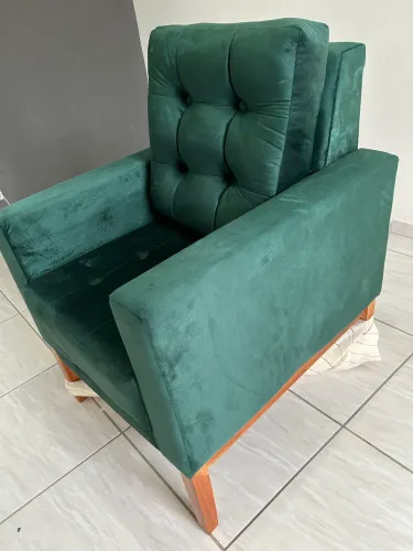 Cadeira 100% MDF - Nunca usada!