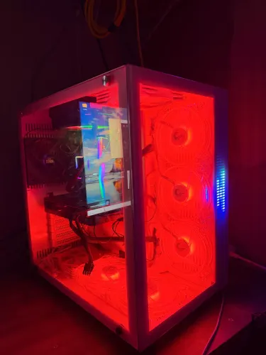 Pc gamer novo 3 meses de uso i5 12 geração 
