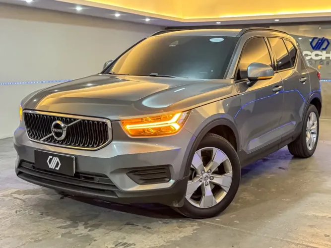 Volvo XC40 T-4 2.0 190cv FWD 2019