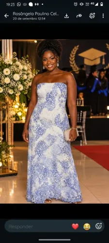 Vestido adquirido para uma festa,mas a pessoal desistiu de usa lo,e estou vendendo para ad
