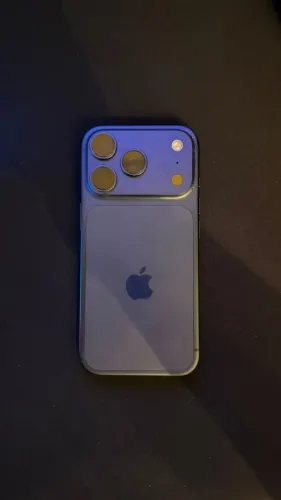 Iphone 17 Pro Azul - 100% Saude Bateria (Motivo da venda -> Comprei o Max)