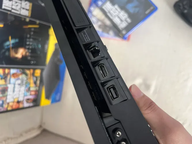 PS4 Slim 1TB Completo na Caixa