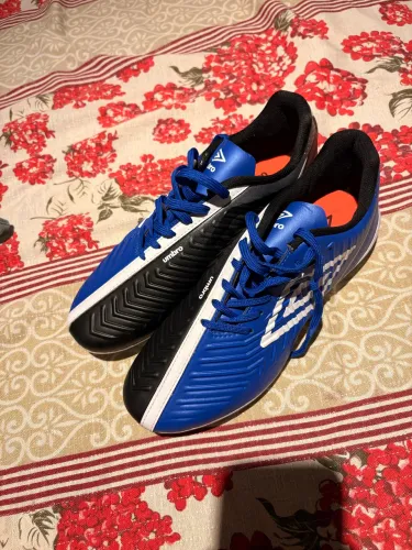 Chuteira Umbro
