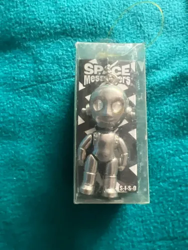 Mensageiro do espaço chaveiro de metal articulado do Japão