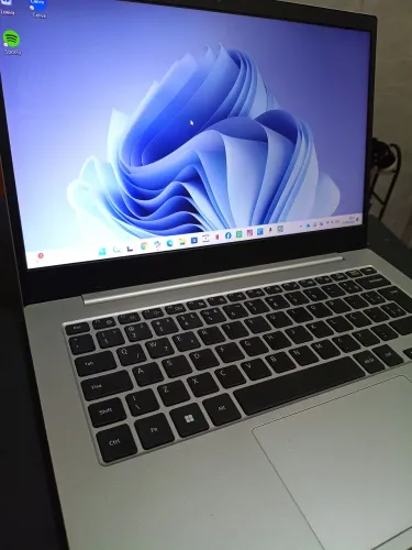 Samsung Galaxy Book Go 14" ? 4GB RAM | 128GB | Garantia Estendida