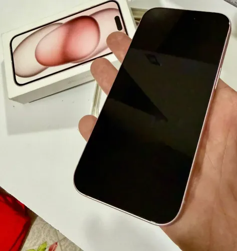 IPHONE 15 - 128 GB - ROSA (IMPECÁVEL)