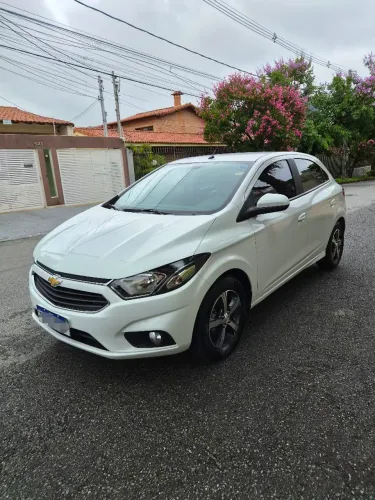 Chevrolet Onix Hatch LTZ 1.4 8V Flex Mec. 4P 2018