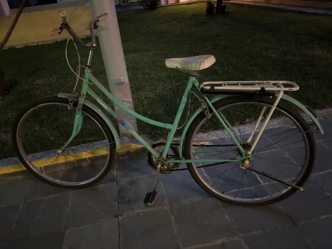 Bicicleta antiga retrô 