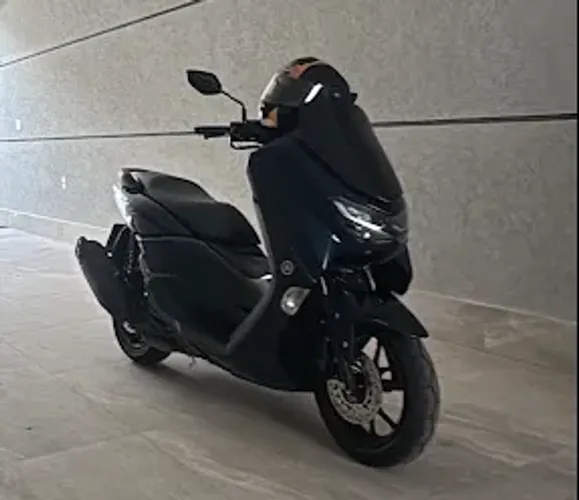 NMAX 2023 CONECTED 14.000km