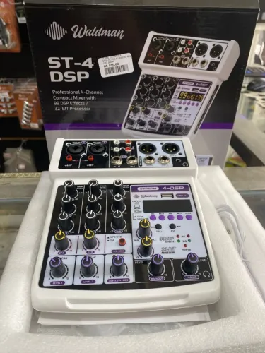 Mesa de som 4 canais