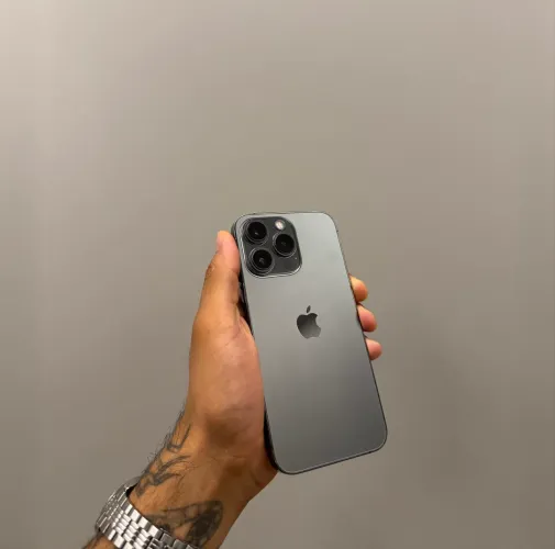 IPhone 13 Pro 256gb c/ 83% de saúde de bateria!