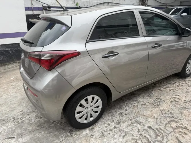 Hyundai HB20 Unique 1.0 Flex 12V Mec. 2019