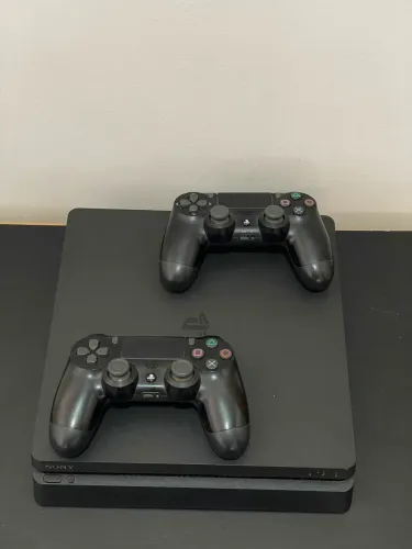 PlayStation Ps4 Slim