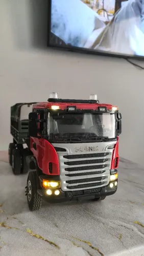 Caminhão RC wpl b16