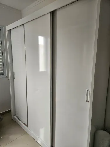 Guarda-Roupa Solteiro 3 Portas de Correr - Branco - Ótimo Estado