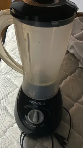 Liquidificador + Sanduicheira Mondial - R$100