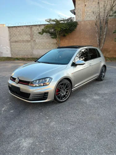 Volkswagen Golf GTI 2.0 TSI 220cv Aut. 2015