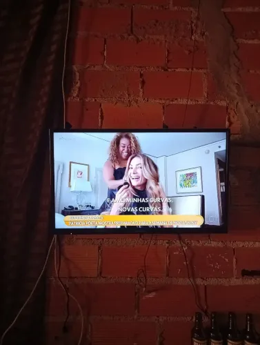 Tv 32 polegadas não e smart TV