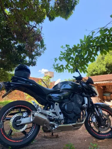 Vende-se a Braba das braba. Quitada e documentada!! Recibo em branco em meu nome .