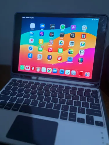 Vendo Ipad Apple 9º geração com caneta Apple