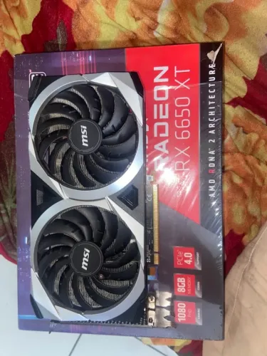 Placa de Video Rx 6650 xt e outra RX 580