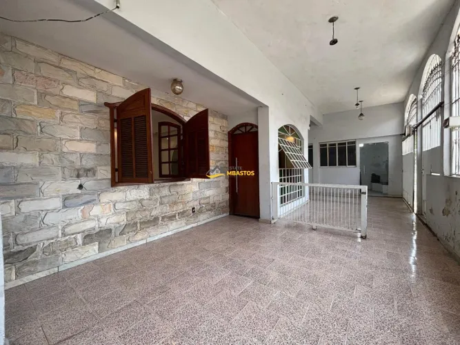 Casa à Venda com 3 Quartos e Espaço Gourmet no Alípio de Melo Belo Horizonte REF: 22633