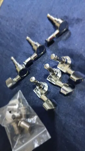 Tarraxas padrão fender