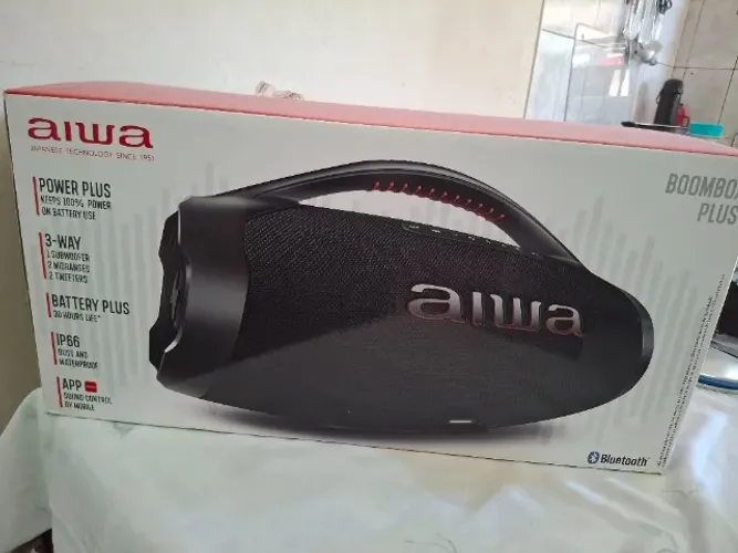 Caixa som bombox na caixa wayva com nota 