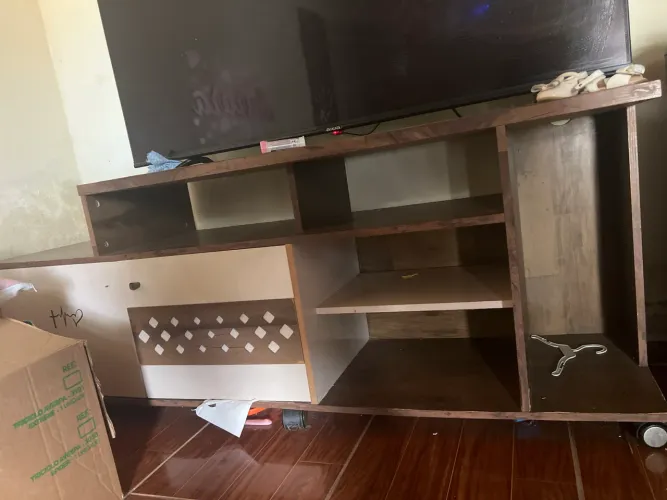 Vendo estante bem conservada