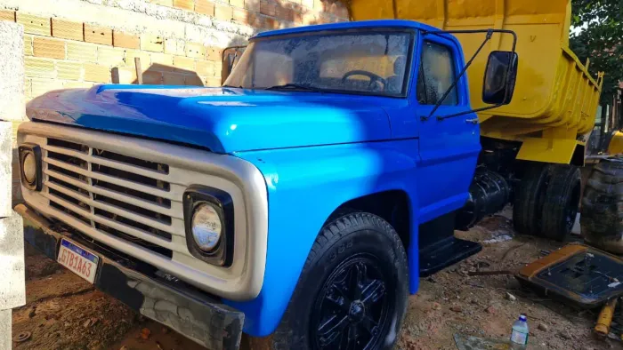 Caminhão báscula f11000