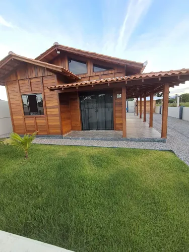 Vendo uma casa em Timbe.