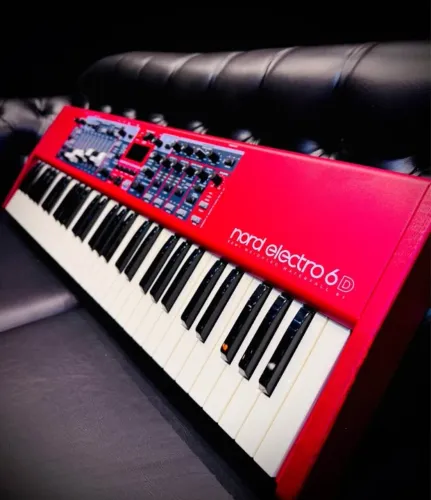 Teclado Nord Electro 6 D Yamaha Korg Roland Casio Novation