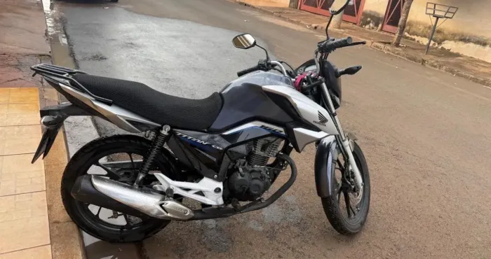 Honda CG TITAN 2022 CINZA