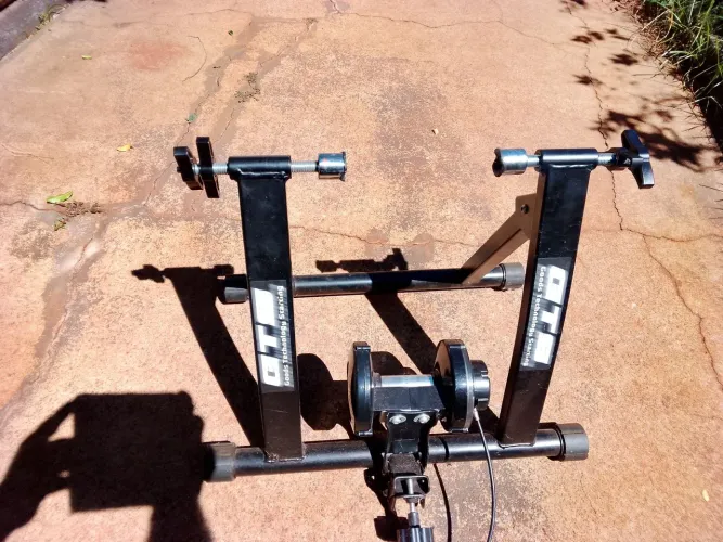 Cavalete pra treinar com bicicleta