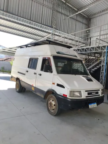 Iveco Daily Furgão Longo 49.1 8V2 2.8 120cv Diesel Mec. 2000