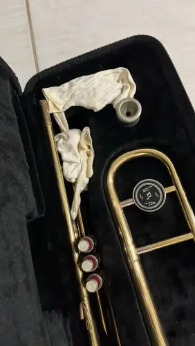 Trombone de Pisto. Marca Prince<br>Semi-novo. <br>Valor 1.500$