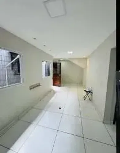 ALUGO KITNET 1/4 S/MOBÍLIA LAGOA NOVA - CAVALCANTE CORRETOR CL5787
