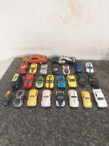 Carrinhos para colecionador 