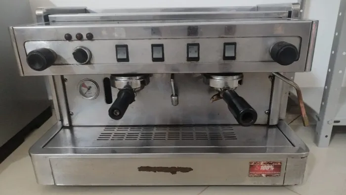 Máquina de café expresso
